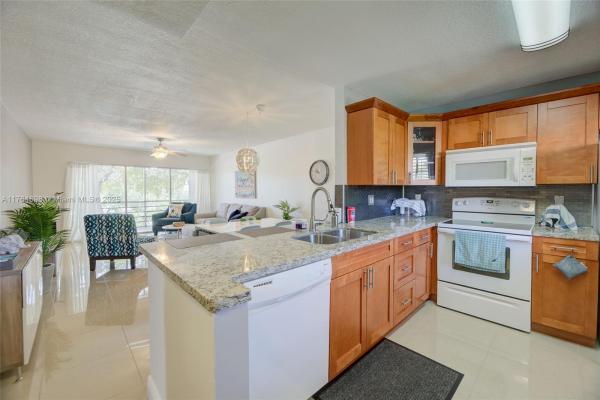 Plantation Pines, 469 N Pine Island Rd #B301, Plantation, Florida 33324, image 1
