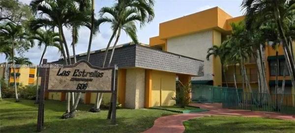 Las Estrellas, 606 W 81st St #318, Hialeah, Florida 33014, image 1