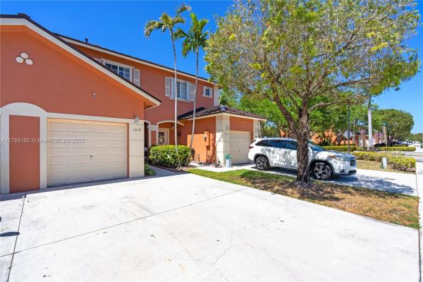 Monte Carlo Townhomes, 1014 NW 100th Ave #7, Pembroke Pines, Florida 33024, image 1
