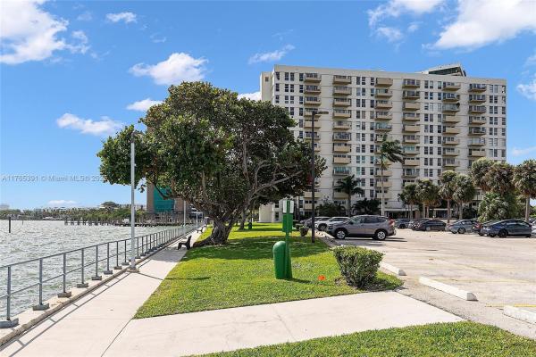 Clipper On The Bay, 880 NE 69th St #2F, Miami, Florida 33138, image 1