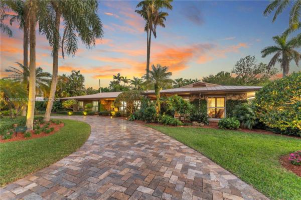 Palmetto East, 7180 SW 115th Ter, Pinecrest, Florida 33156, image 1