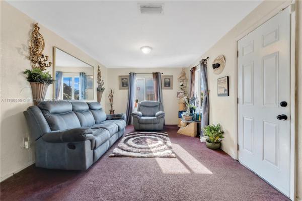 Gabel, 1170 NW 59th St, Miami, Florida 33127, image 1
