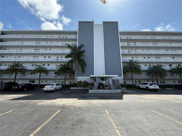 Meadowbrook Towers, 320 NE 12th Ave #703, Hallandale Beach, Florida 33009, image 1