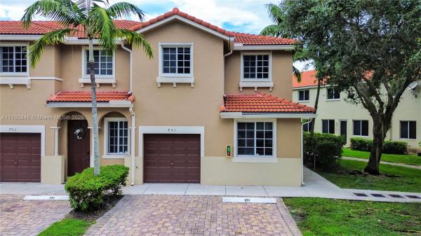 Majorca Isles, 21007 NW 14 Pl #8, Miami Gardens, Florida 33169, image 1