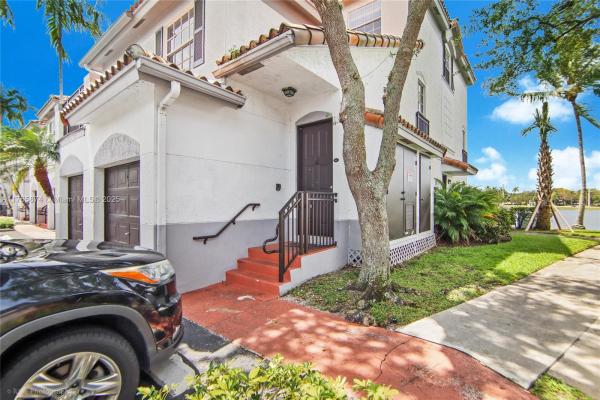 Villas De Tuscany, Sunrise, Florida 33325, image 1