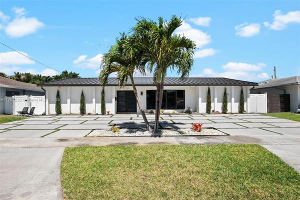 1945 NE 208th Ter, Unincorporated Dade County, Florida 33179, image 1