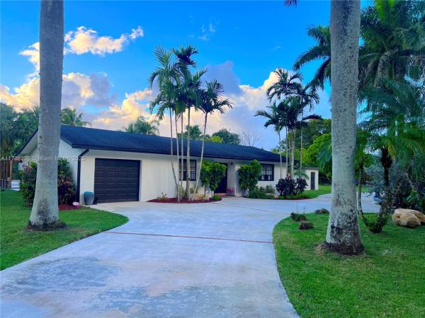 22600 SW 180th Ct, Unincorporated Dade County, Florida 33170, image 1