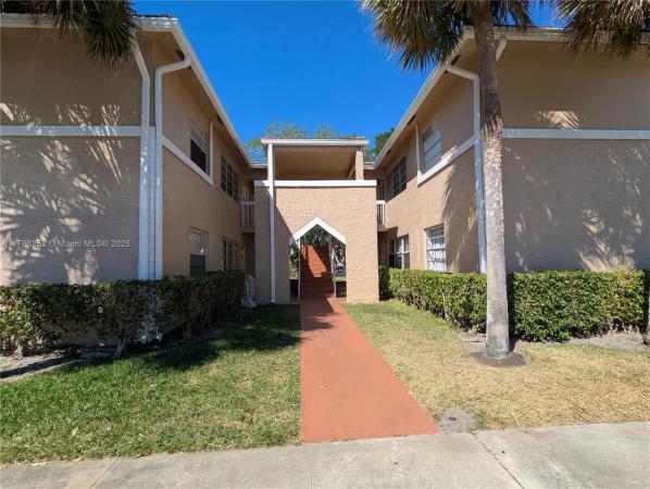 836 Twin Lakes Dr #19-B, Coral Springs, Florida 33071, image 1