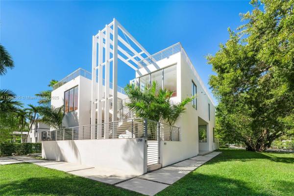 San Marco, 1250 N Venetian Way, Miami, Florida 33139, image 1