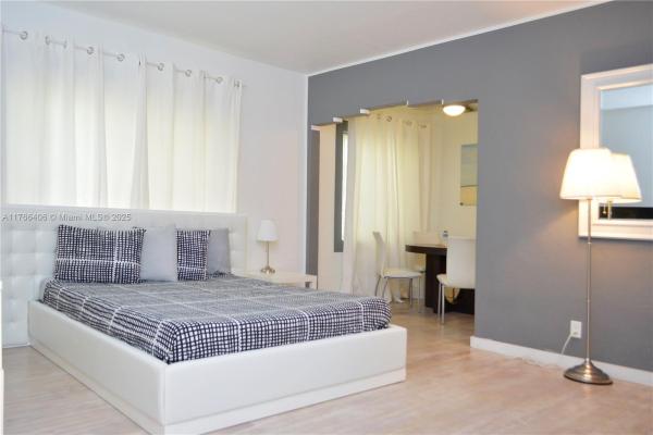 El Vicentin, 1021 Euclid Ave #5, Miami Beach, Florida 33139, image 1