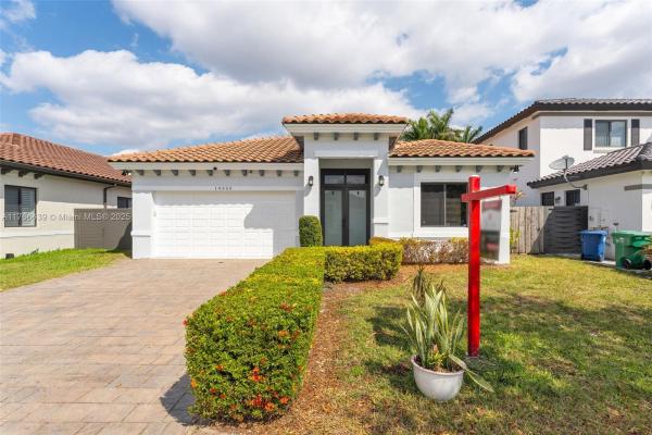 14555 SW 32nd St, Unincorporated Dade County, Florida 33175, image 1