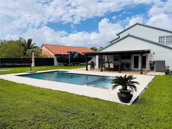 14820 SW 63rd St, Unincorporated Dade County, Florida 33193, image 1