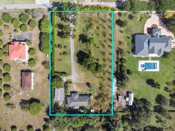 16950 SW 188th St, Unincorporated Dade County, Florida 33187, image 1