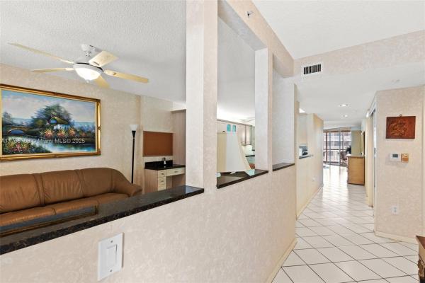 Granville, 7665 Granville Dr #309, Tamarac, Florida 33321, image 3