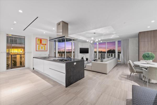 The Ritz-Carlton South Beach, 4701 N Meridian Ave #LPH15, Miami Beach, Florida 33140, image 1