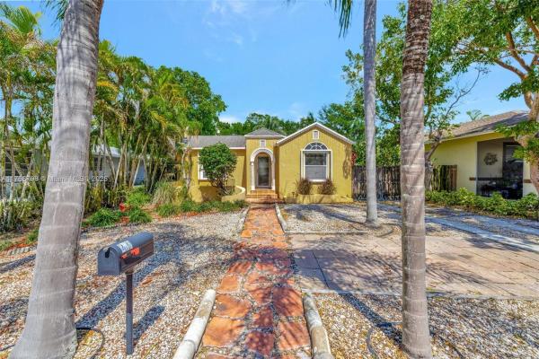 Dania Heights, 230 SW 4th St, Dania Beach, Florida 33004, image 1
