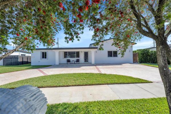 11410 SW 52nd St, Unincorporated Dade County, Florida 33165, image 1