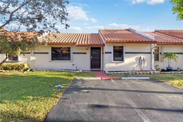 Forest Lake, 11217 SW 56th Cir, Cooper City, Florida 33330, image 1