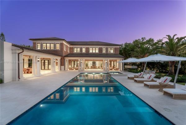 North Pinecrest, 6575 SW 96th St, Pinecrest, Florida 33156, image 1