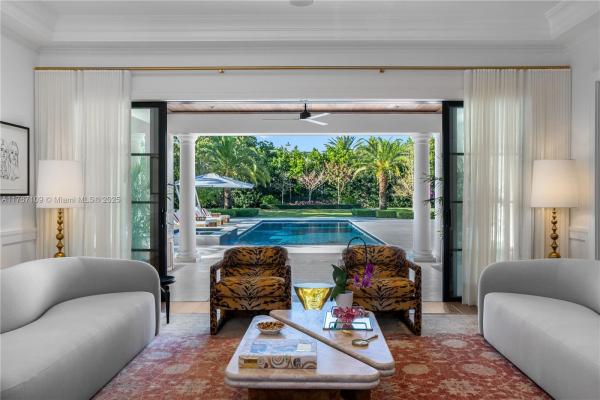 North Pinecrest, 6575 SW 96th St, Pinecrest, Florida 33156, image 3