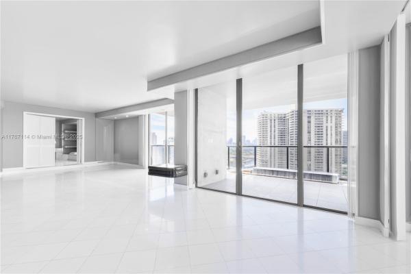 Turnberry Isle South, 19667 Turnberry Way #18D, Aventura, Florida 33180, image 1