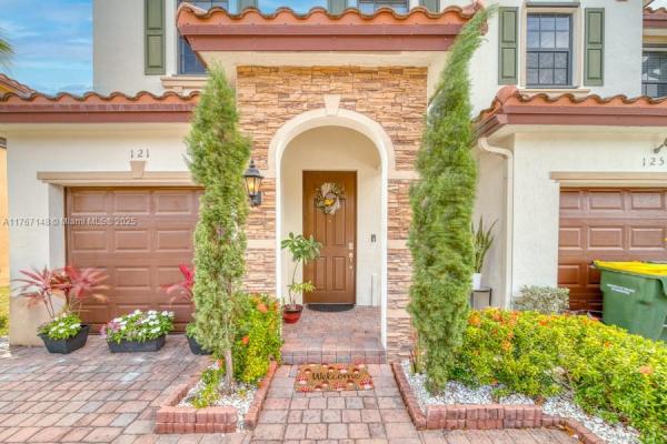 121 SE 34th Ter, Homestead, Florida 33033, image 3