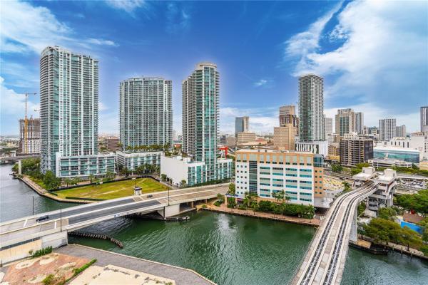 Brickell On The River North Tower, 31 SE 5th St #2111, Miami, Florida 33131, image 1