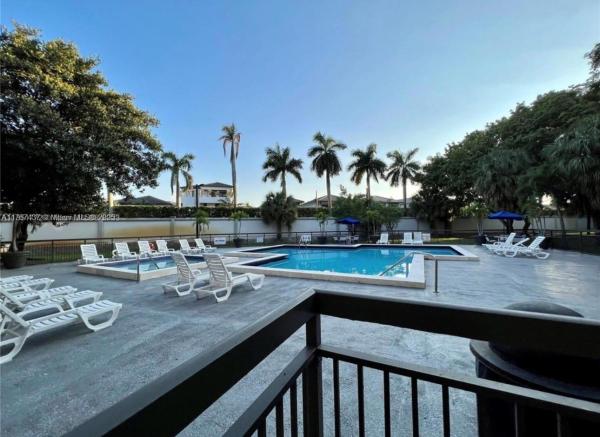 Las Vistas At Doral, 8290 Lake Dr #310, Doral, Florida 33166, image 1