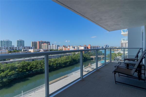 Winston Towers 300, 230 174th St #1015, Sunny Isles Beach, Florida 33160, image 1