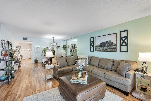 Ivanhoe At Century Village, 12901 SW 15th Ct #208V, Pembroke Pines, Florida 33027, image 1