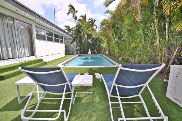 7860 SW 17th St, Unincorporated Dade County, Florida 33155, image 1