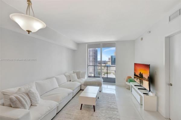 Latitude On The River, 185 SW 7th St #2303, Miami, Florida 33130, image 1