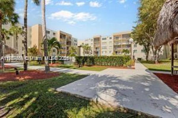 14250 SW 62nd St #301, Unincorporated Dade County, Florida 33183, image 1