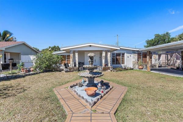 Essex Village, 881 Hialeah Dr, Hialeah, Florida 33010, image 1