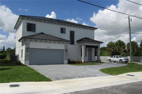 11998 SW 232nd St, Unincorporated Dade County, Florida 33170, image 1