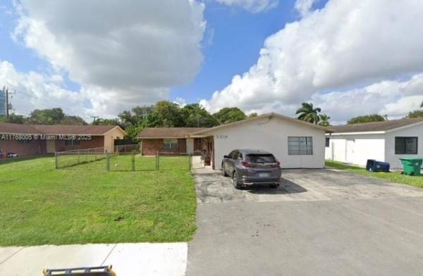 Broward Gardens, 5219 SW 43rd Ter #1-2, Dania Beach, Florida 33314, image 1