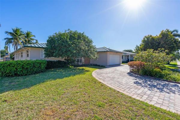 Hollywood Hills, 5000 Cleveland St, Hollywood, Florida 33021, image 1