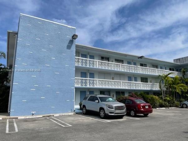 The Golden Key, 1120 102nd St #23, Bay Harbor Islands, Florida 33154, image 1