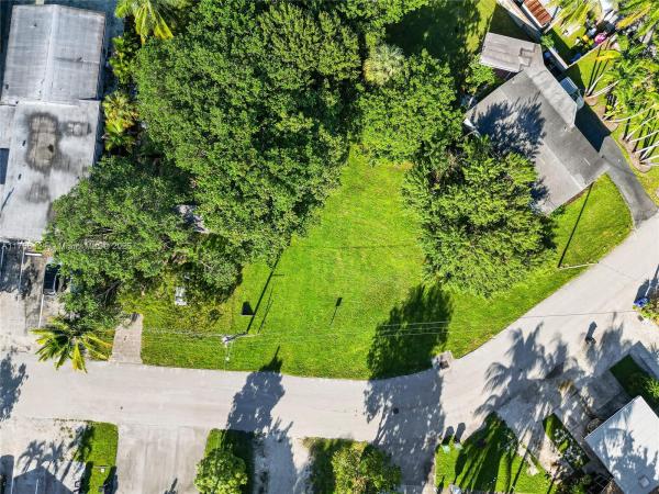 Dixie Park, 827 NE 14th Pl, Fort Lauderdale, Florida 33304, image 1