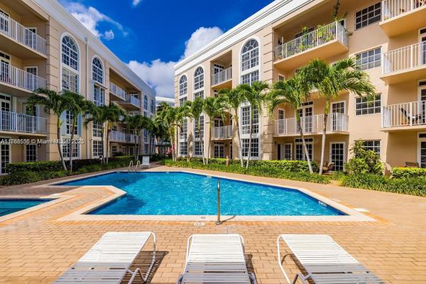 University Inn, 1280 S Alhambra Cir #2209, Coral Gables, Florida 33146, image 1
