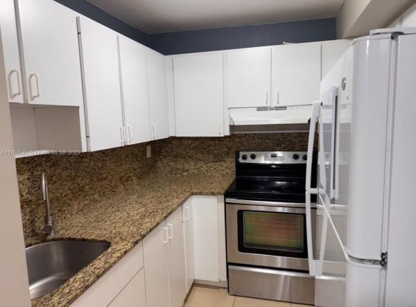 Westland Manor East, 6620 W 2nd Ct #210, Hialeah, Florida 33012, image 1