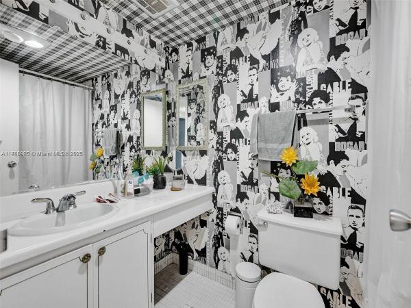 Villa Dorada, 20301 NE 30th Ave #122-5, Aventura, Florida 33180, image 3