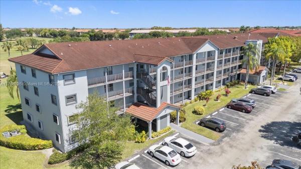 Cambridge At Century Village, 12701 SW 13th St #101F, Pembroke Pines, Florida 33027, image 1