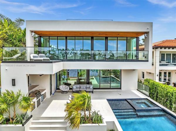 Altos Del Mar, 9056 Bay Dr, Surfside, Florida 33154, image 1