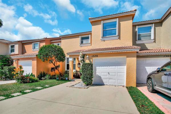Park Crossing, 1370 NW 154th Ln, Pembroke Pines, Florida 33028, image 1