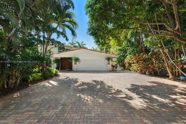 Golden Beach, 210 Ocean Blvd, Golden Beach, Florida 33160, image 3