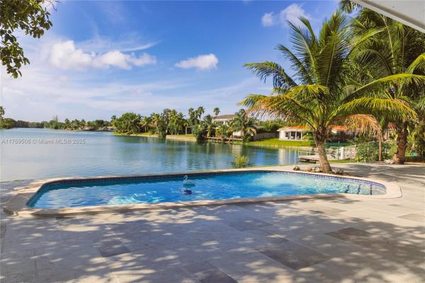 2255 NE 207th St, Miami, Florida 33180, image 1