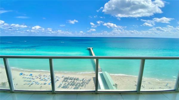 La Perla, 16699 Collins Ave #1602, Sunny Isles Beach, Florida 33160, image 1