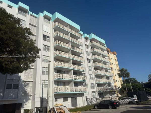 15600 NW 7th Ave #311, Unincorporated Dade County, Florida 33169, image 1