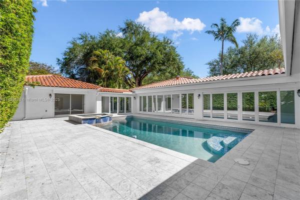 Riviera, 5810 Maggiore St, Coral Gables, Florida 33146, image 1